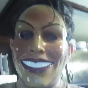 Meet your Posher, Christopher